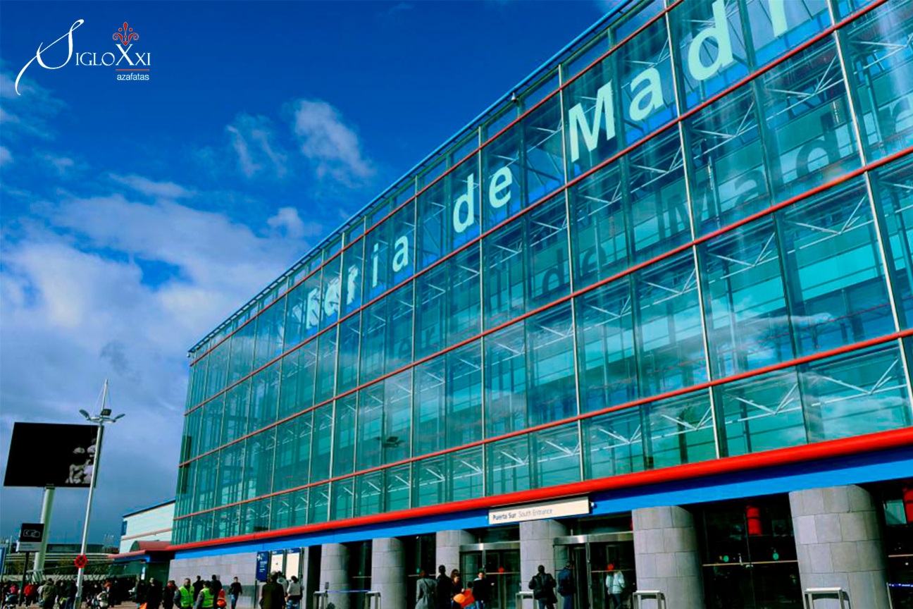 Contratación azafatas de feria para eventos en Madrid