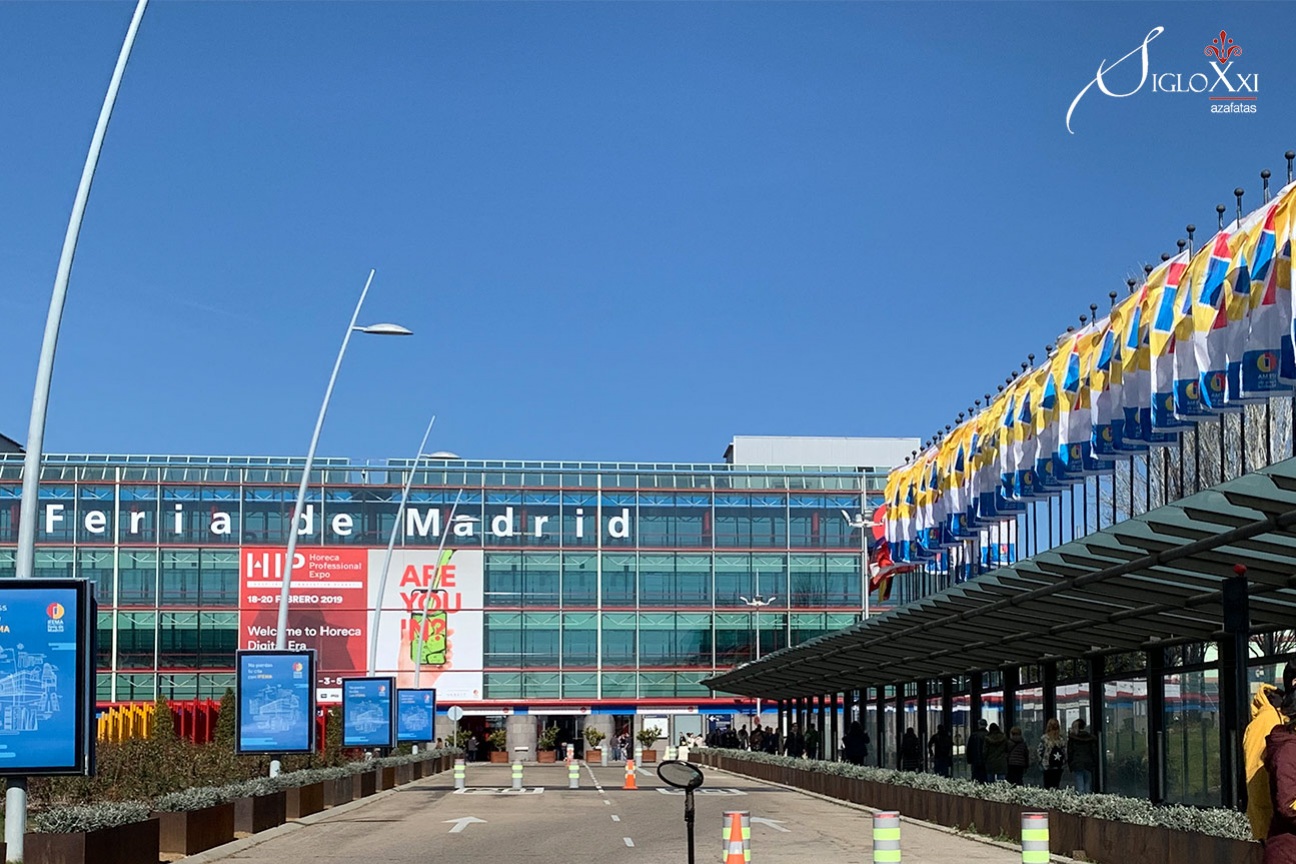 Azafatas de feria para eventos y congresos en IFEMA (Madrid)